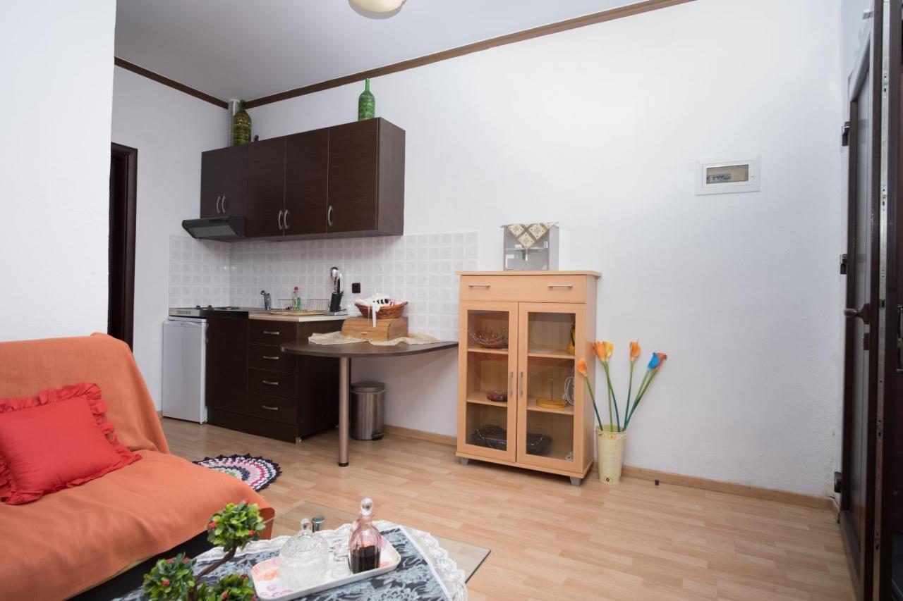 Anna Studios